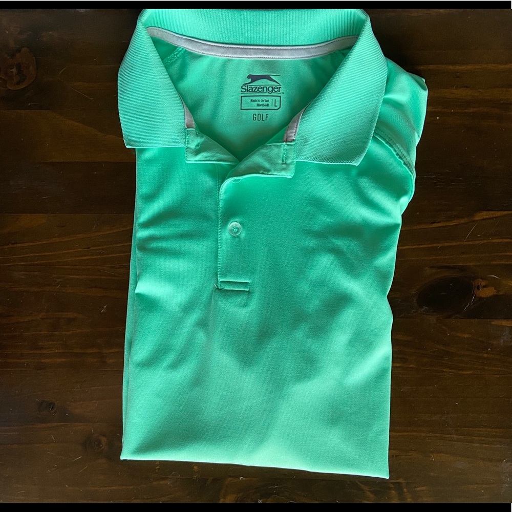 Green men’s polo